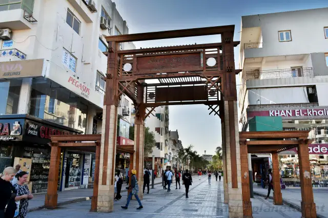 How to Sell Hurghada Tours: A Tour Operator's Business Guide