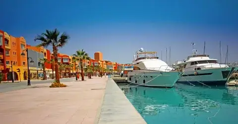 Do You Need a Physical Office to Start a Tourism Business, or Can You Run 100% Online?